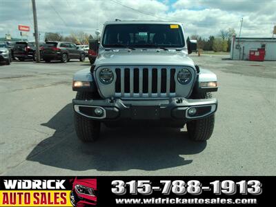 2020 Jeep Gladiator Overland   - Photo 2 - Watertown, NY 13601