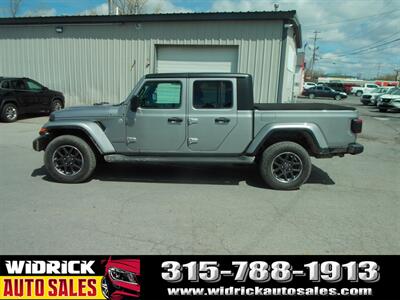 2020 Jeep Gladiator Overland   - Photo 19 - Watertown, NY 13601