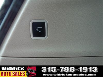 2023 Chrysler Voyager LX   - Photo 8 - Watertown, NY 13601