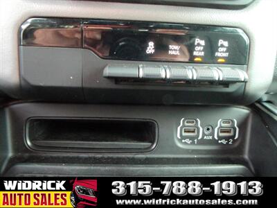 2020 RAM 1500 Big Horn/Lone Star   - Photo 13 - Watertown, NY 13601