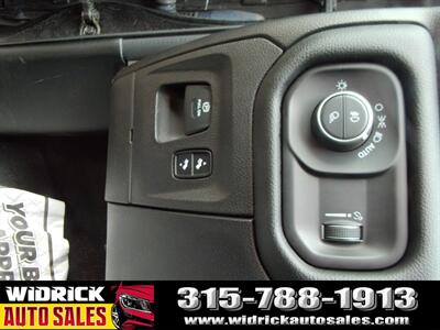 2020 RAM 1500 Big Horn/Lone Star   - Photo 12 - Watertown, NY 13601