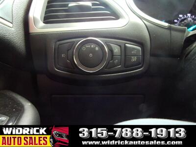 2019 Ford Edge SEL   - Photo 10 - Watertown, NY 13601