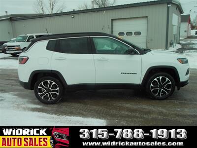 2022 Jeep Compass Limited   - Photo 4 - Watertown, NY 13601
