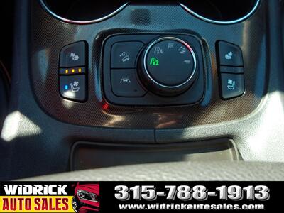 2021 GMC Acadia AT4   - Photo 15 - Watertown, NY 13601