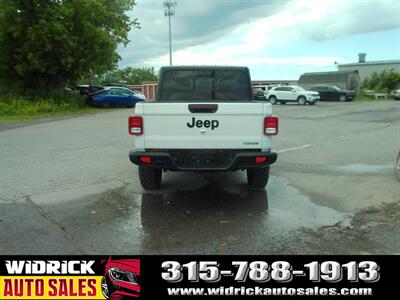 2020 Jeep Gladiator Sport   - Photo 4 - Watertown, NY 13601