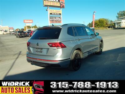 2022 Volkswagen Tiguan 2.0T SE R-Line Black   - Photo 15 - Watertown, NY 13601