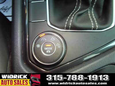 2022 Volkswagen Tiguan 2.0T SE R-Line Black   - Photo 12 - Watertown, NY 13601