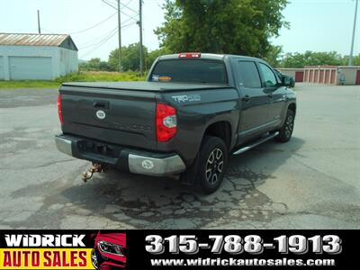 2016 Toyota Tundra SR5 CrewMax - Photo 5 - Watertown, NY 13601