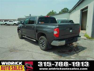 2016 Toyota Tundra SR5 CrewMax - Photo 7 - Watertown, NY 13601