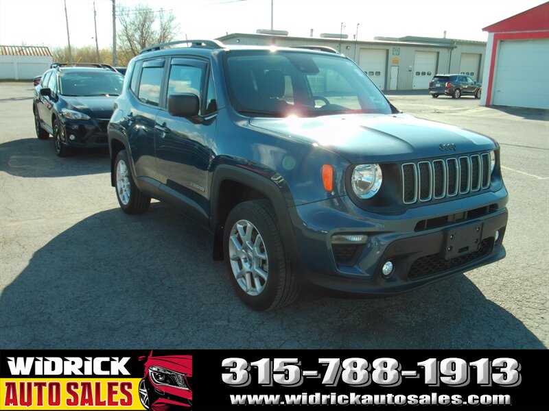 2023 Jeep Renegade Latitude   - Photo 1 - Watertown, NY 13601