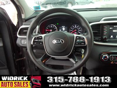 2019 Kia Sorento LX   - Photo 8 - Watertown, NY 13601