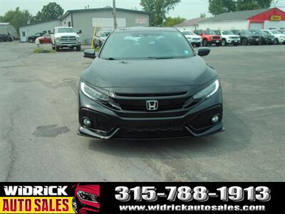 2019 Honda Civic Sport Touring   - Photo 2 - Watertown, NY 13601