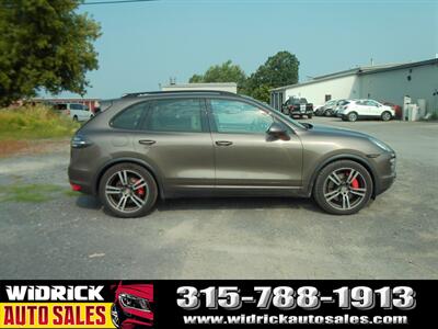 2011 Porsche Cayenne Turbo   - Photo 4 - Watertown, NY 13601