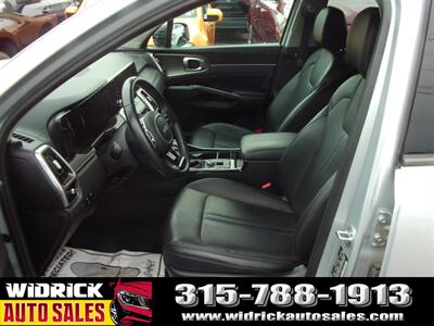 2022 Kia Sorento SX   - Photo 4 - Watertown, NY 13601