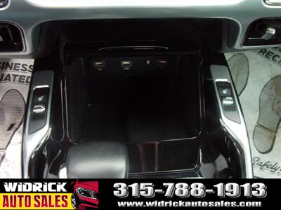 2022 Kia Sorento SX   - Photo 9 - Watertown, NY 13601