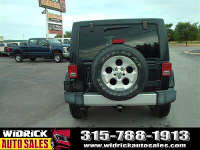 2013 Jeep Wrangler Unlimited Sahara   - Photo 6 - Watertown, NY 13601