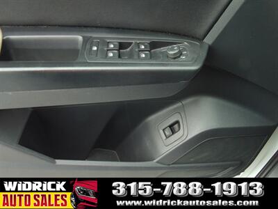 2020 Volkswagen Atlas Cross Sport V6 SE 4Motion - Photo 11 - Watertown, NY 13601