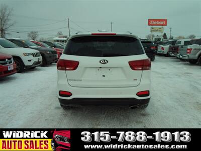 2019 Kia Sorento LX   - Photo 6 - Watertown, NY 13601