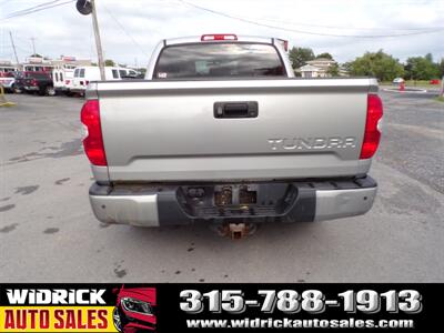 2016 Toyota Tundra Limited CrewMax   - Photo 12 - Watertown, NY 13601