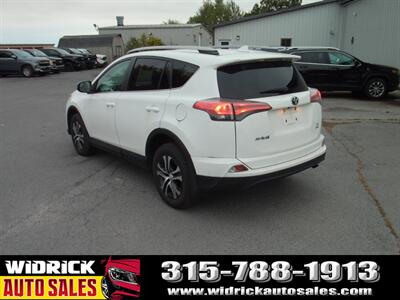 2018 Toyota RAV4 LE - Photo 6 - Watertown, NY 13601