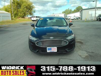 2019 Ford Fusion SE   - Photo 2 - Watertown, NY 13601