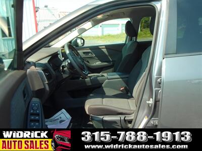 2021 Nissan Rogue S   - Photo 4 - Watertown, NY 13601