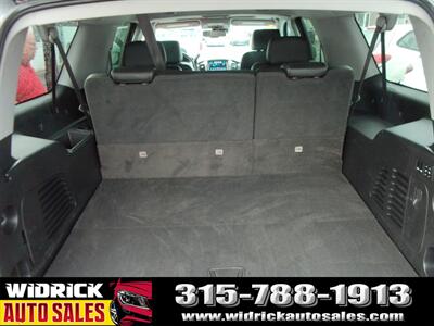 2020 Chevrolet Suburban LT - Photo 6 - Watertown, NY 13601