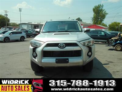 2018 Toyota 4Runner TRD Off-Road Premium   - Photo 2 - Watertown, NY 13601