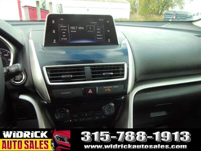 2020 Mitsubishi Eclipse Cross SE   - Photo 8 - Watertown, NY 13601