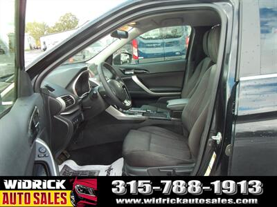 2020 Mitsubishi Eclipse Cross SE   - Photo 4 - Watertown, NY 13601