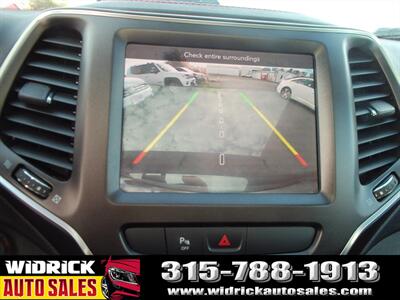 2019 Jeep Cherokee Trailhawk - Photo 9 - Watertown, NY 13601