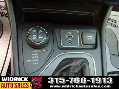 2019 Jeep Cherokee Trailhawk - Photo 14 - Watertown, NY 13601