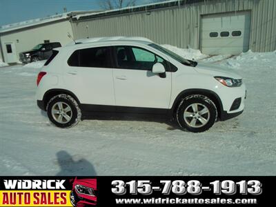 2020 Chevrolet Trax LS   - Photo 4 - Watertown, NY 13601