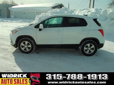 2020 Chevrolet Trax LS   - Photo 8 - Watertown, NY 13601