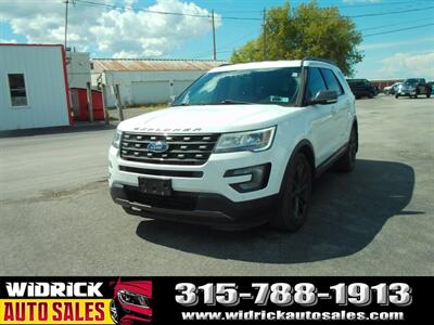 2017 Ford Explorer XLT   - Photo 3 - Watertown, NY 13601