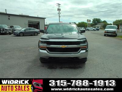 2018 Chevrolet Silverado 1500 LT   - Photo 2 - Watertown, NY 13601