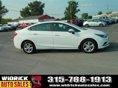 2017 Chevrolet Cruze LT   - Photo 12 - Watertown, NY 13601