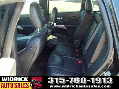 2017 Jeep Cherokee Trailhawk   - Photo 5 - Watertown, NY 13601
