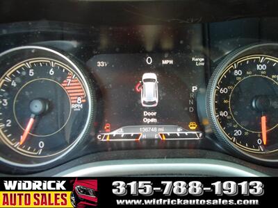 2017 Jeep Cherokee Trailhawk   - Photo 17 - Watertown, NY 13601
