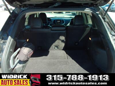 2017 Jeep Cherokee Trailhawk   - Photo 6 - Watertown, NY 13601