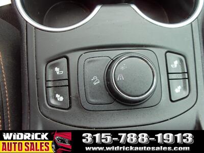 2019 GMC Terrain SLT   - Photo 9 - Watertown, NY 13601