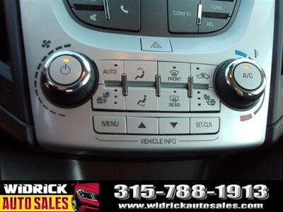 2017 Chevrolet Equinox LT   - Photo 10 - Watertown, NY 13601