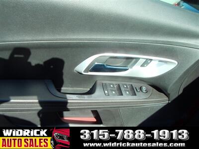 2017 Chevrolet Equinox LT   - Photo 11 - Watertown, NY 13601