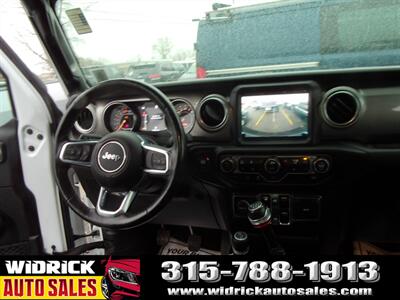 2020 Jeep Wrangler Unlimited Sahara   - Photo 6 - Watertown, NY 13601