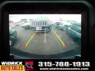 2020 Jeep Wrangler Unlimited Sahara   - Photo 9 - Watertown, NY 13601