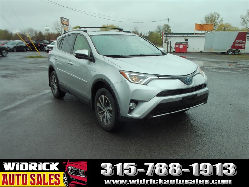 2016 Toyota RAV4 Hybrid XLE   - Photo 1 - Watertown, NY 13601