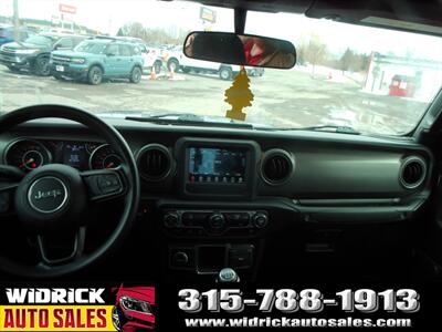 2022 Jeep Gladiator Sport   - Photo 4 - Watertown, NY 13601
