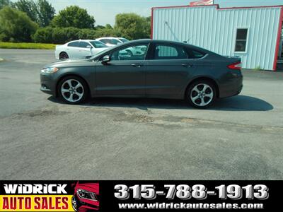 2015 Ford Fusion SE   - Photo 8 - Watertown, NY 13601