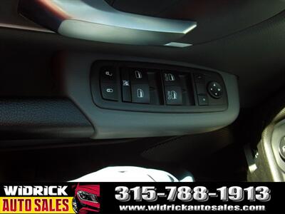 2022 RAM 1500 Big Horn/Lone Star - Photo 11 - Watertown, NY 13601