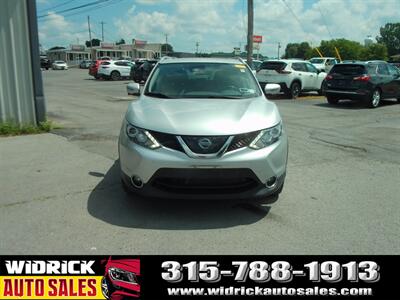 2017 Nissan Rogue Sport SL - Photo 2 - Watertown, NY 13601